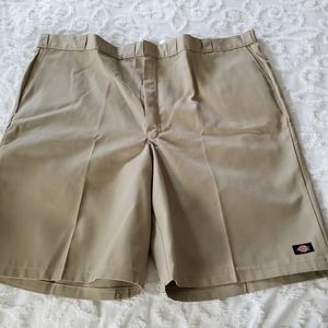 Dickies work shorts size 56